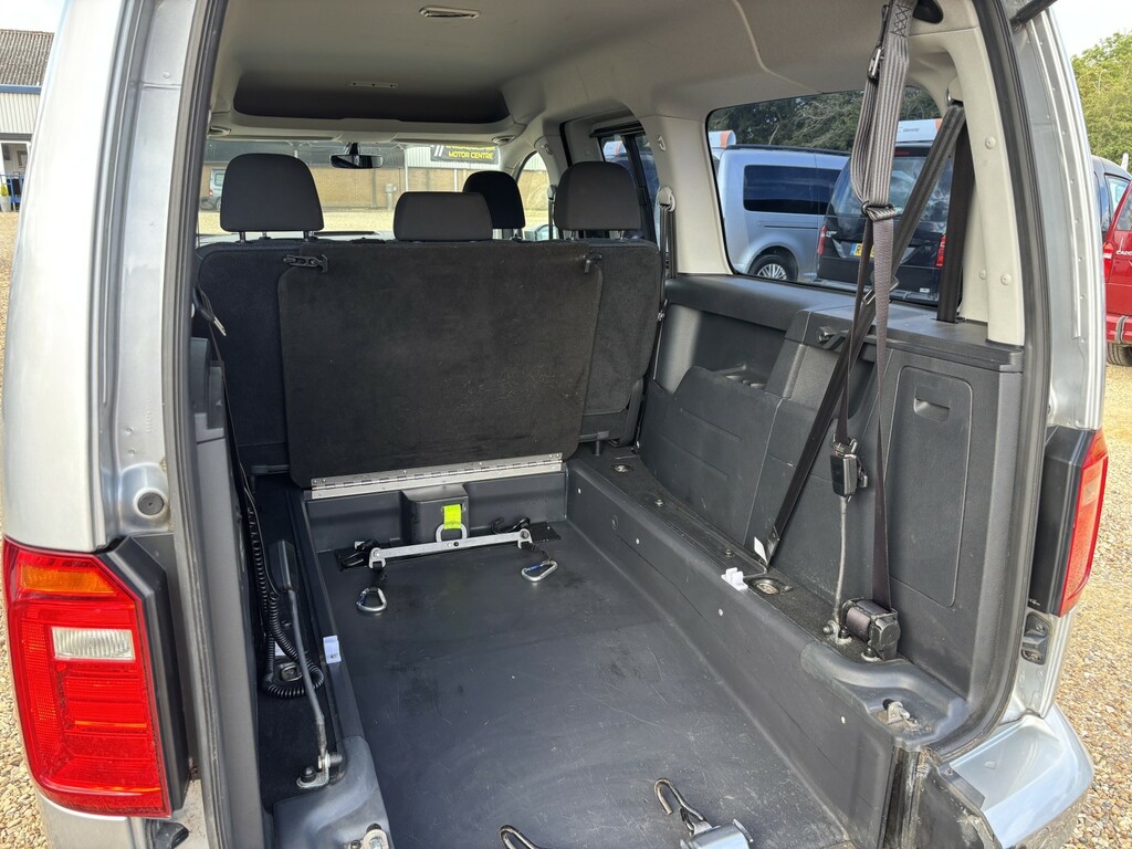 Volkswagen Caddy Maxi Life Mpv Silver #28