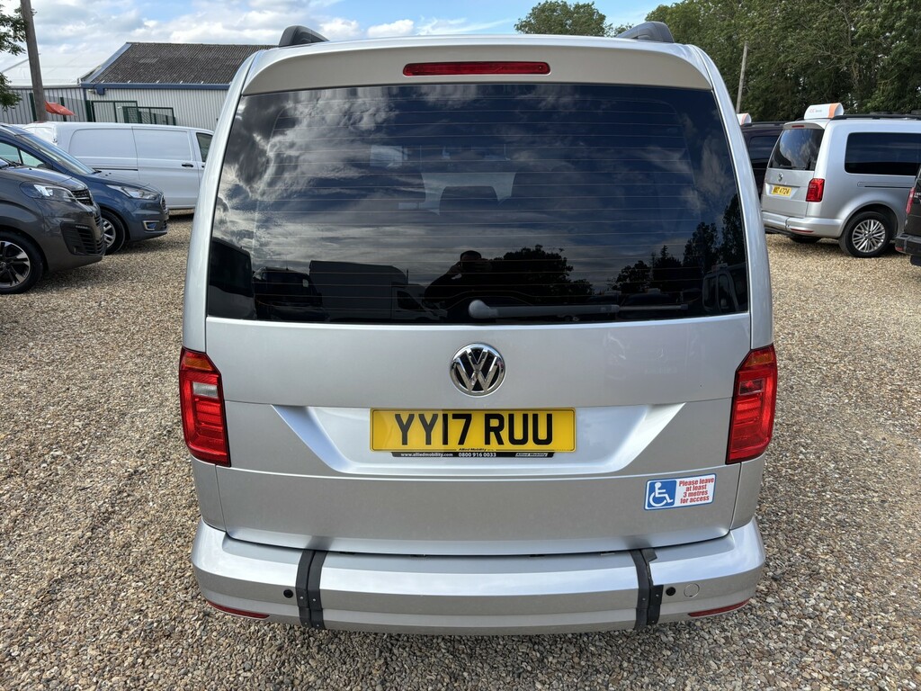 Volkswagen Caddy Maxi Life Wheelchair Accessible Vehicle Wav Wheelchair Silver #4