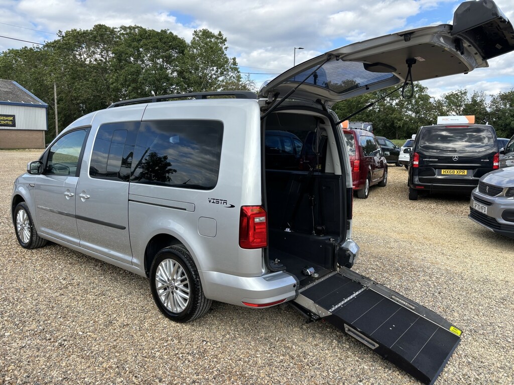 Volkswagen Caddy Maxi Life Mpv Silver #7