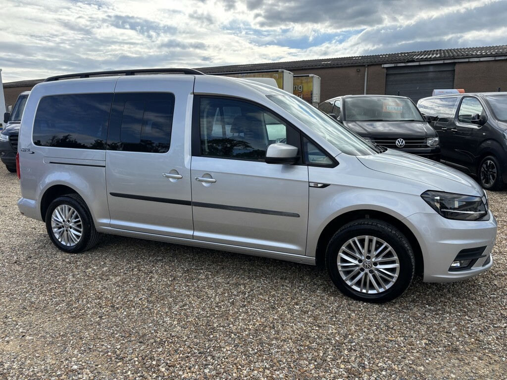 Volkswagen Caddy Maxi Life Mpv Silver #20