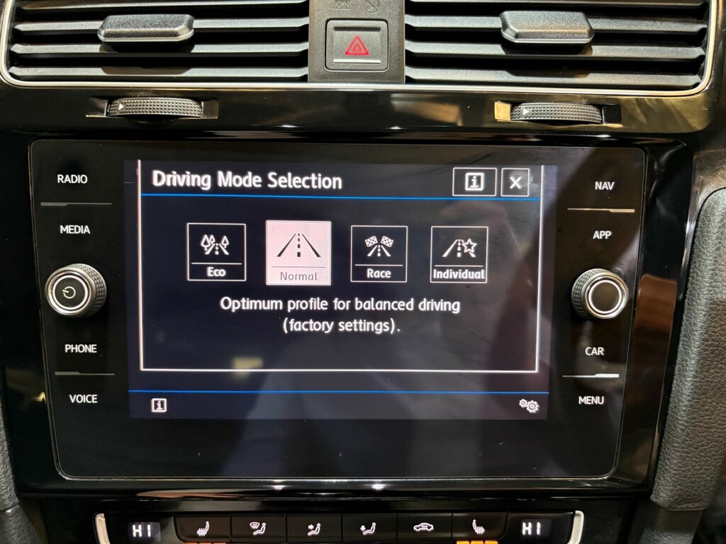 Volkswagen Golf 2.0 Tsi Bluemotion Tech R Dsg 4Motion Euro 6 Ss AV17SRX #5