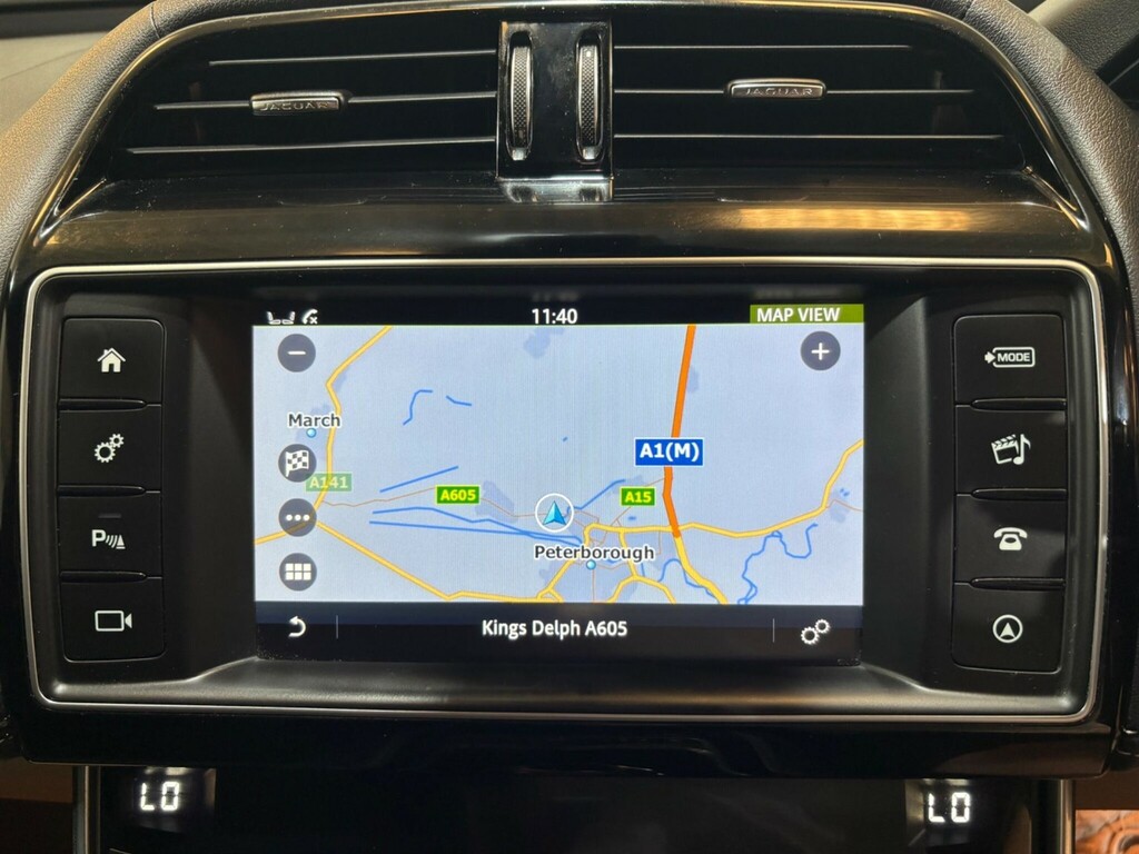 Jaguar XE D R-sport Red #8