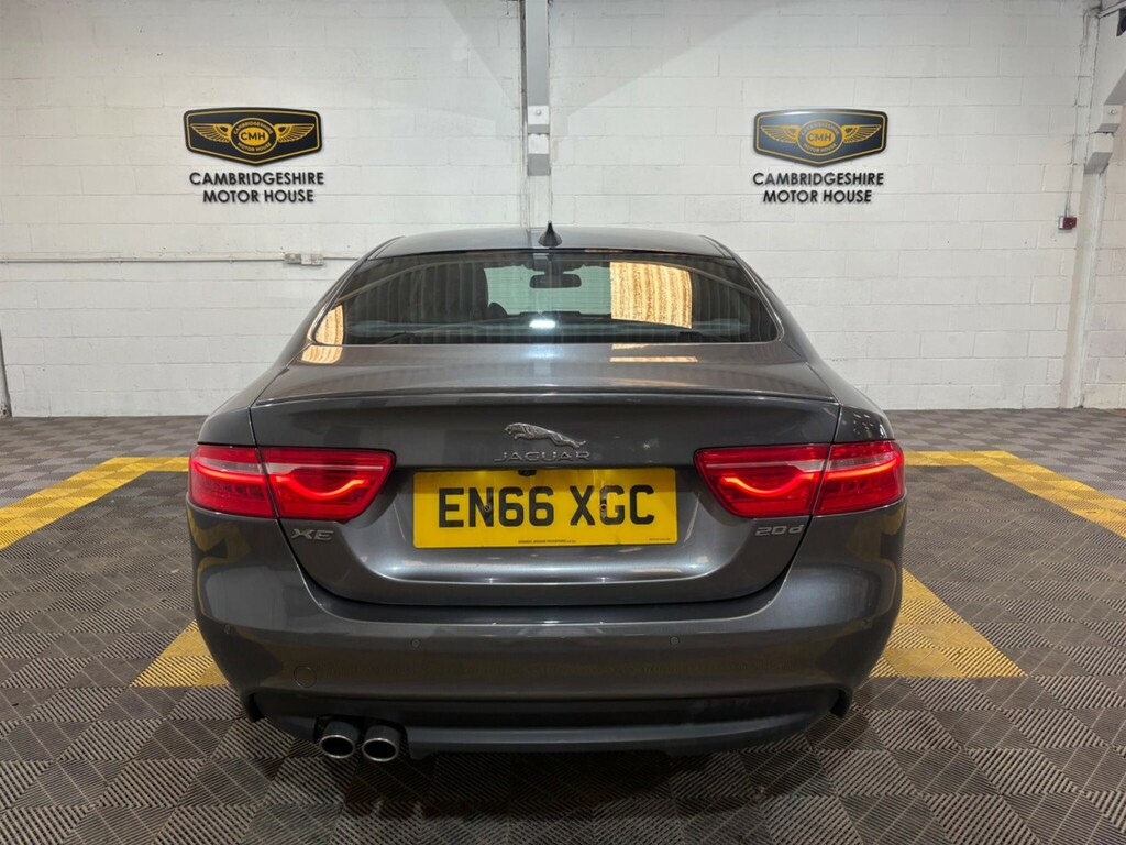 Jaguar XE D R-sport Red #7