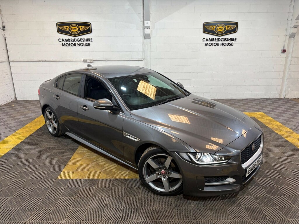 Jaguar XE D R-sport Red #20