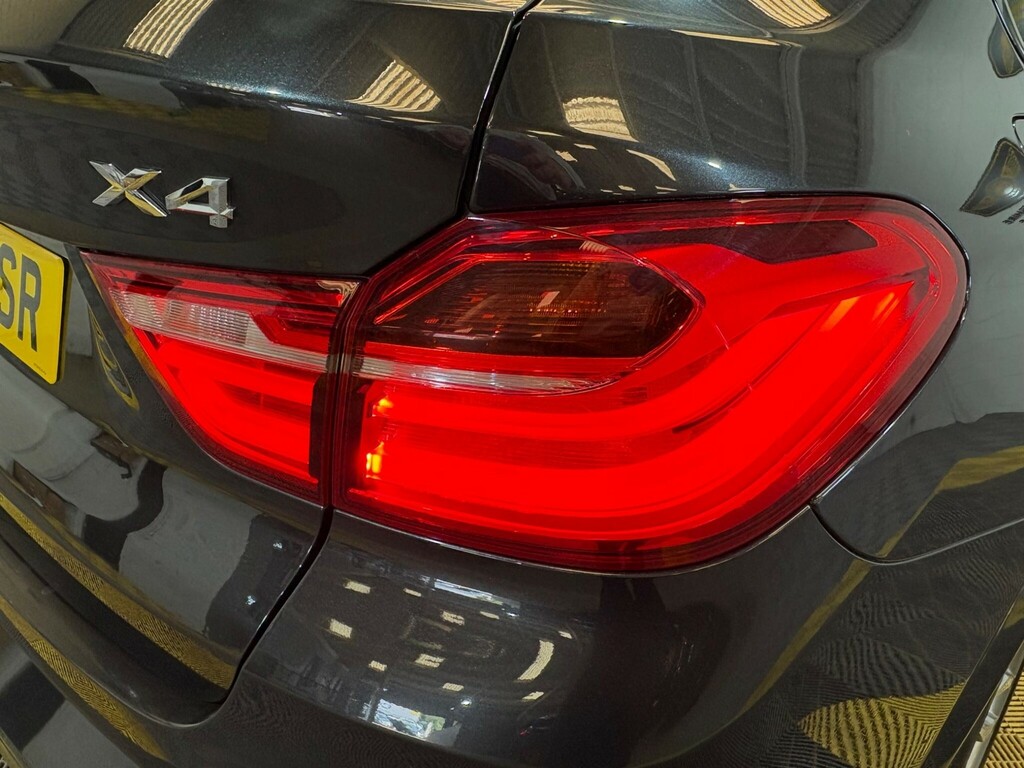 BMW X4 X4 M40d Black #77