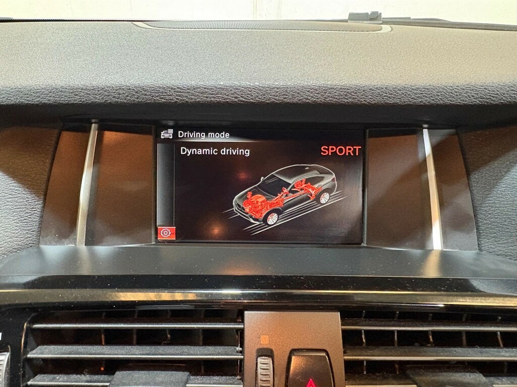 BMW X4 X4 M40d Black #72