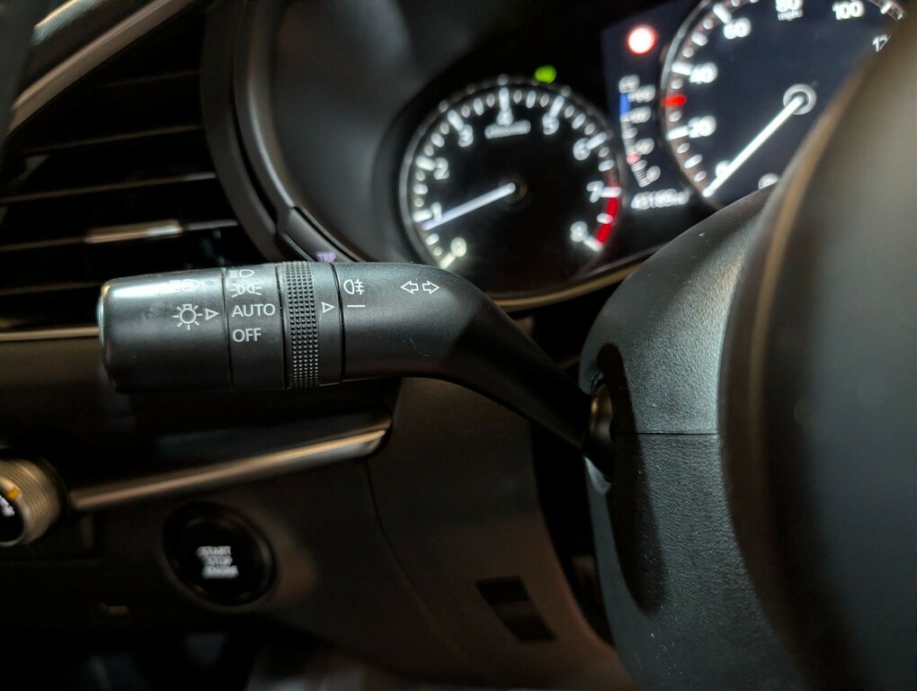 Mazda 3 2.0 Skyactiv G Mhev Se-l Lux Red #66
