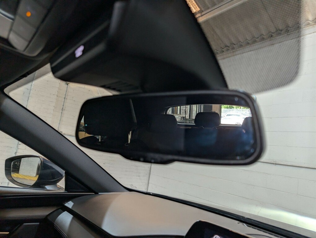 Mazda 3 2.0 Skyactiv G Mhev Se-l Lux Red #17