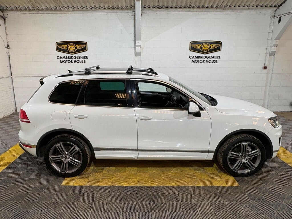 Volkswagen Touareg 3.0 V6 R-line Tdi Bluemotion Technology White #24