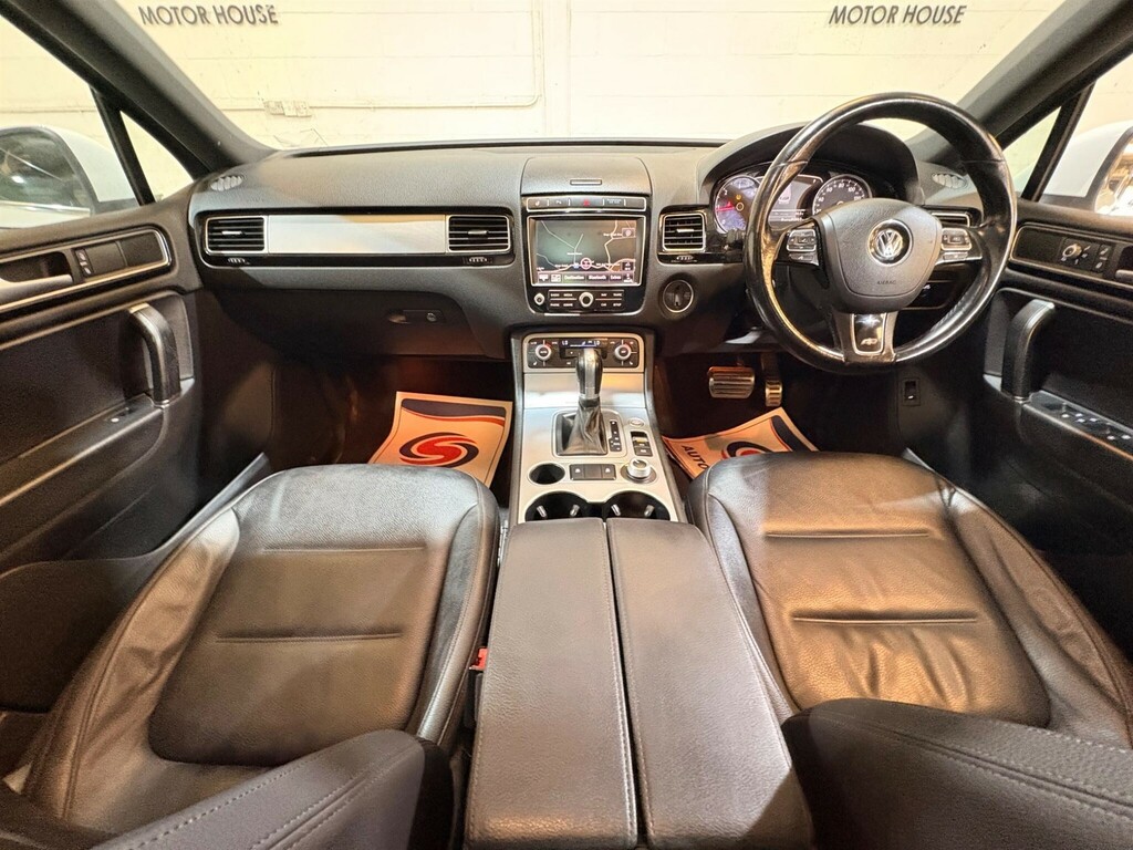 Volkswagen Touareg 3.0 V6 R-line Tdi Bluemotion Technology White #8