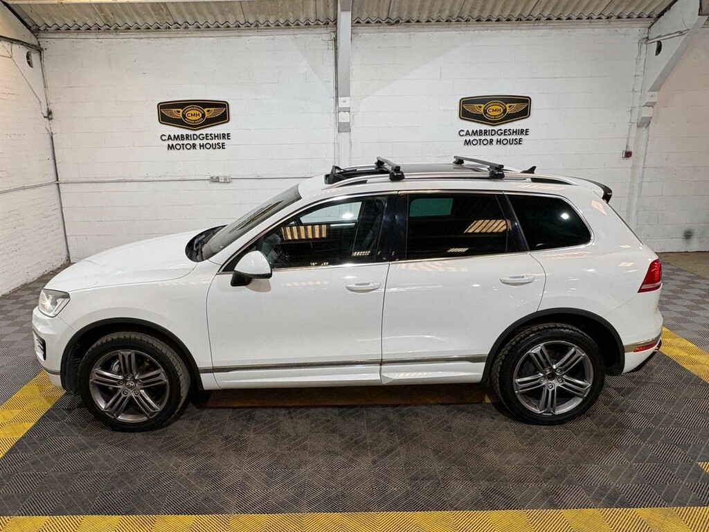 Volkswagen Touareg 3.0 V6 R-line Tdi Bluemotion Technology White #63