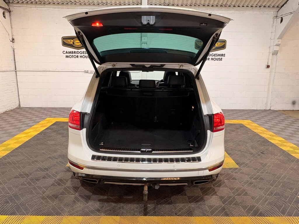 Volkswagen Touareg 3.0 V6 R-line Tdi Bluemotion Technology White #49