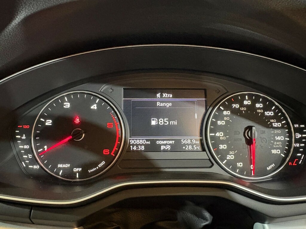 Audi A4 Avant 2.0 Avant Tdi Ultra Sport 148 Bhp Silver #25