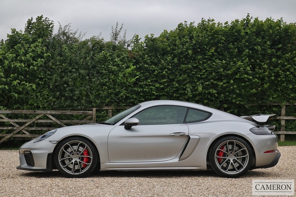 Porsche 718 Cayman Gt4 4.0 Silver