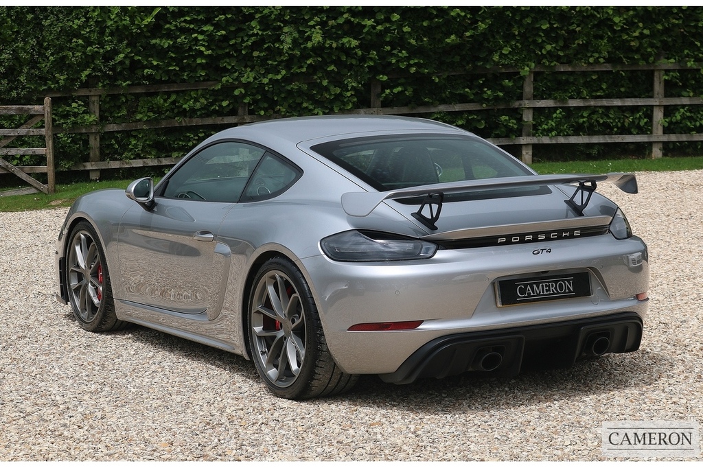 Porsche 718 Cayman Gt4 4.0 Silver #3