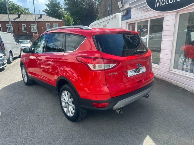 Ford Kuga 2.0 Tdci Titanium Suv 2Wd Euro 6 MX65ZPP Red #5