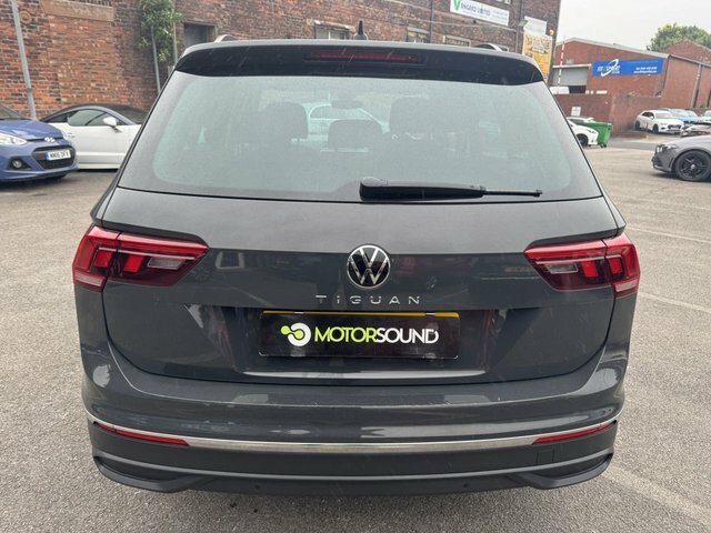 Volkswagen Tiguan 2022 1.5 Tsi Life Suv MH22KKY Grey #4