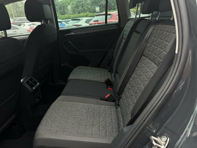 Volkswagen Tiguan 2022 1.5 Tsi Life Suv MH22KKY Grey #6
