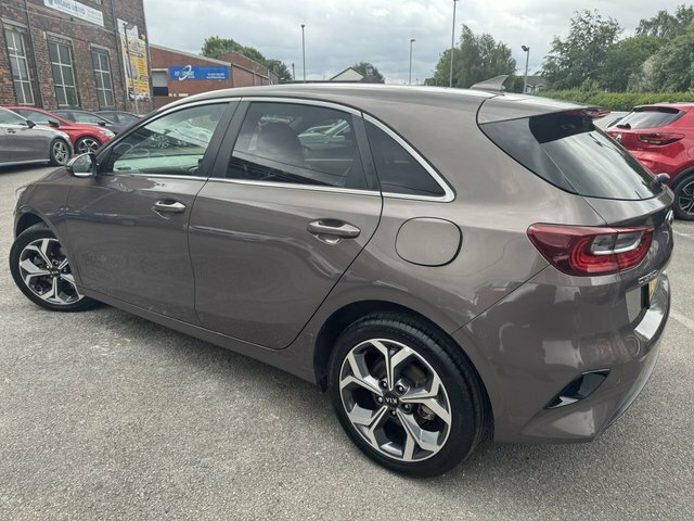 Kia Ceed 2021 1.0 T-gdi 3 Hatchback Brown #3