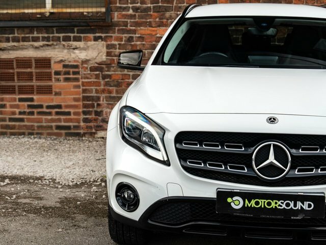 Mercedes-Benz GLA Class 2019 1.6 Gla180 Urban Edition Suv LL19NUA White #3