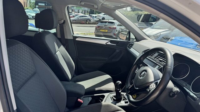 Volkswagen Tiguan 2019 1.5 Tsi Evo Match Suv White #6