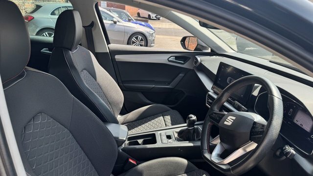 Seat Leon 2020 1.5 Tsi Evo Fr Hatchback Black #6