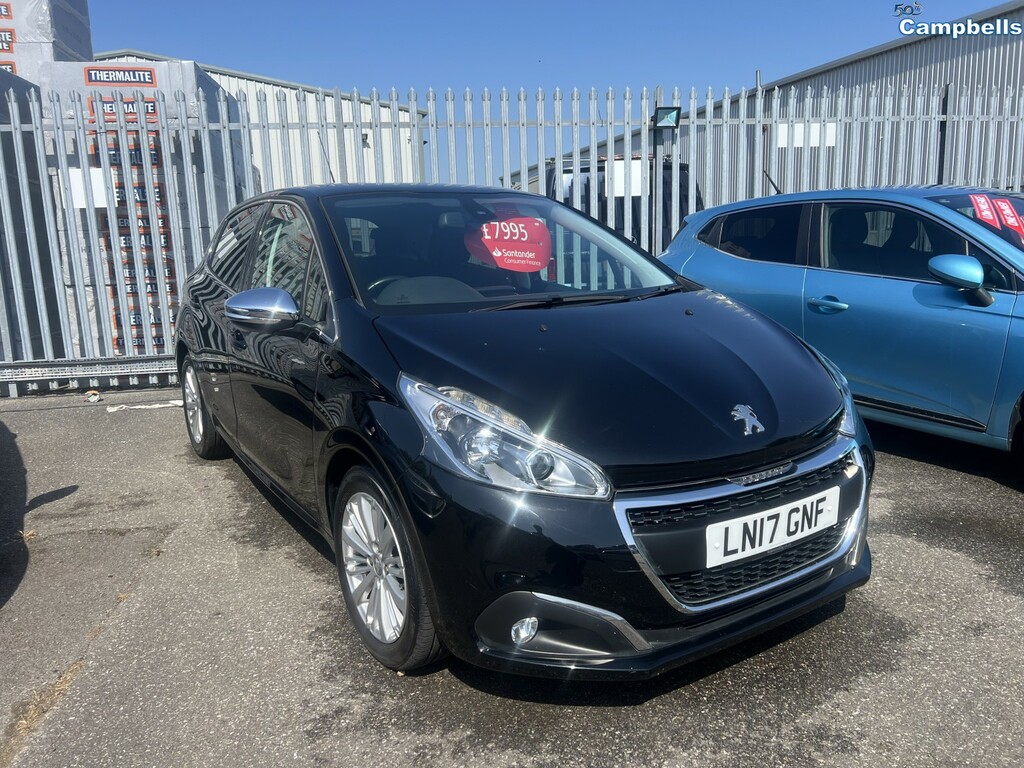 Peugeot 208 Hatchback 1.2 Puretech Allure 2017 Black