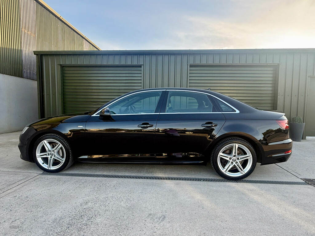 Audi A4 2.0 Tdi Ultra 190 S Line NL18FGP Black #3