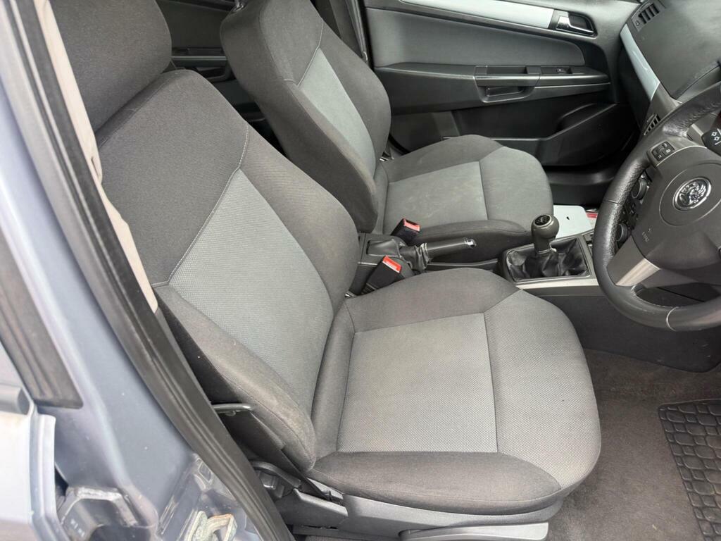 Vauxhall Astra Club Cdti 5-Door Blue #11