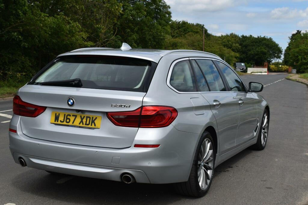 BMW 5 Series 2L M Sport White #12