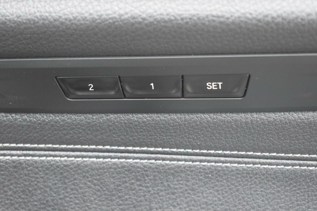 BMW 5 Series 2L M Sport White #22