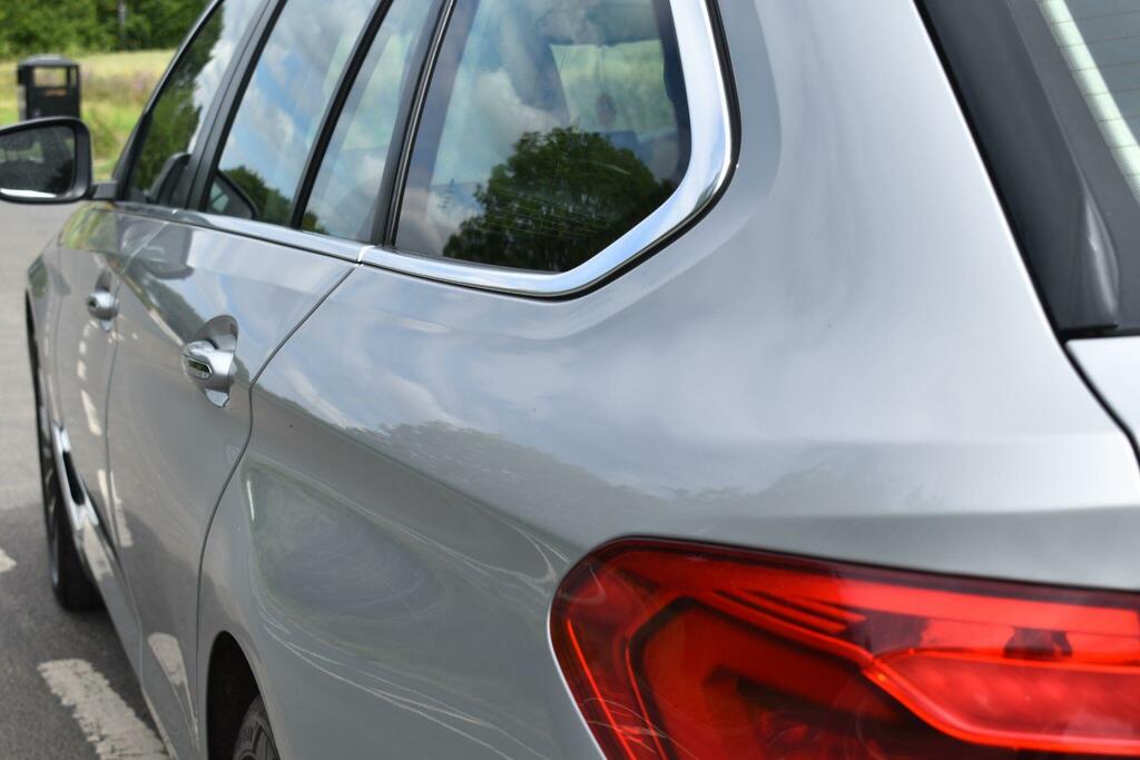 BMW 5 Series 2L M Sport White #30