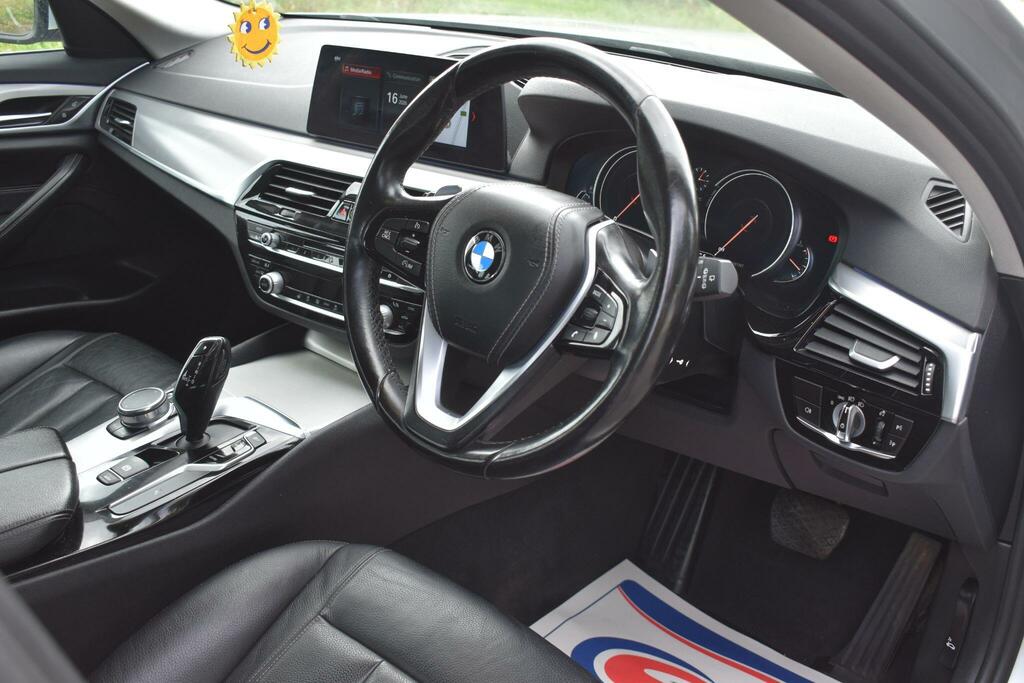 BMW 5 Series 2L M Sport White #18