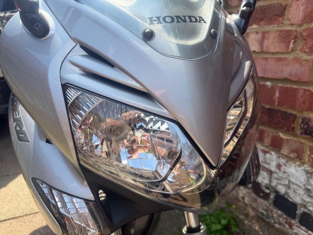 Honda  Cbr 1000 Rr Fireblade Fsh,10 Reg,cr Race Can,free Black #9