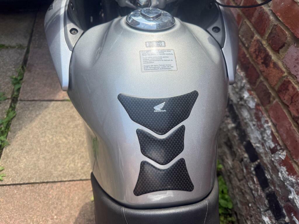 Honda  Cbr 1000 Rr Fireblade Fsh,10 Reg,cr Race Can,free Black #10