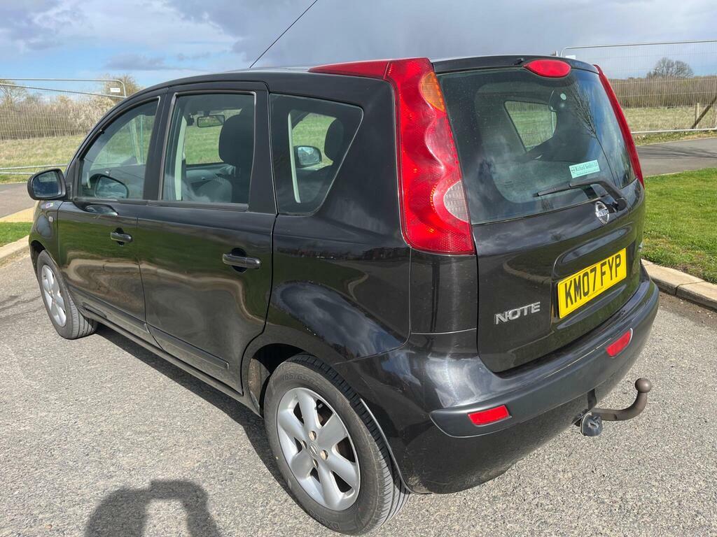 Nissan Note 1.4 16V Se Black #4