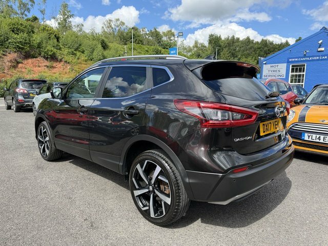 Nissan Qashqai 1.6 Dci Tekna Suv Euro 6 S S DX17YEK Black #4