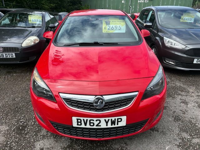 Vauxhall Astra 1.6 16V Sri Hatchback Euro 5 11 BV62YWP Red #2