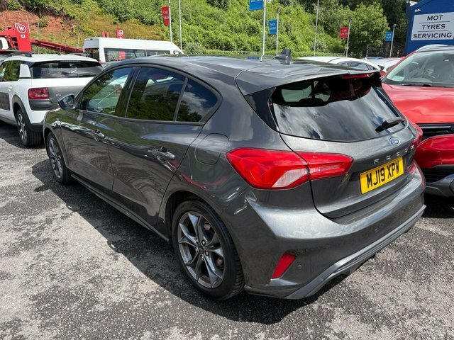 Ford Focus 1.0T Ecoboost St-line Hatchback MJ19XPW Grey #4