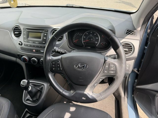 Hyundai I10 1.0 Go Red #8