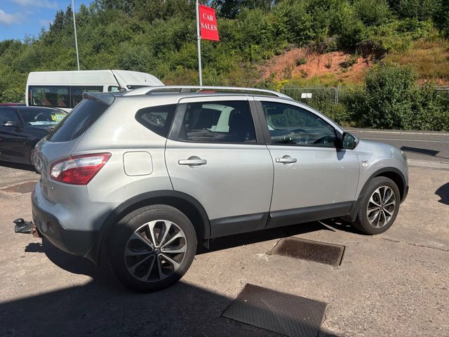 Nissan Qashqai 1.6 Acenta 117 Bhp White #5