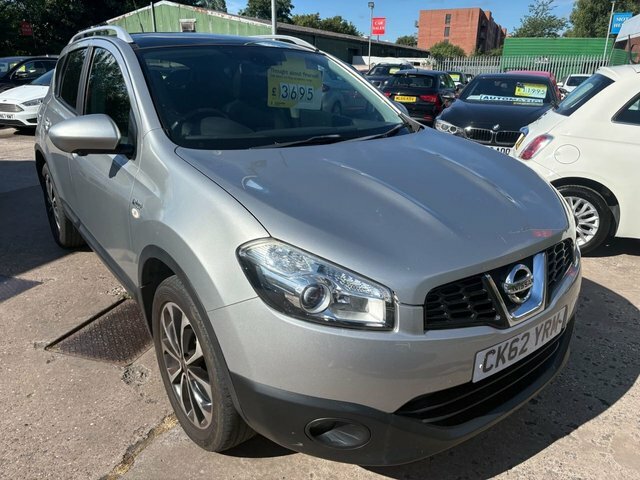Nissan Qashqai 1.6 Acenta 117 Bhp White #1