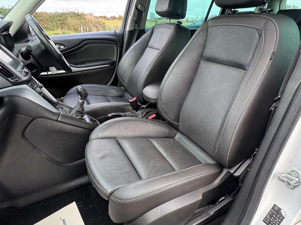 Vauxhall Zafira Tourer Tech Line Nav Cdti Ecotec Ss Grey #16