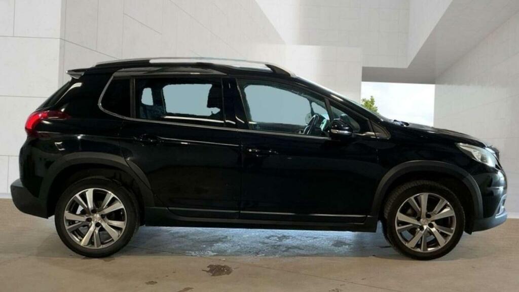 Peugeot 2008 1.6 Bluehdi Allure Euro 6 Ss Black #4