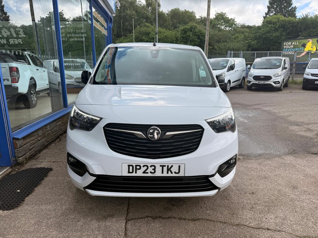 Vauxhall Combo 1.5 Turbo D 2300 Pro Panel Van L DP23TKJ White #2