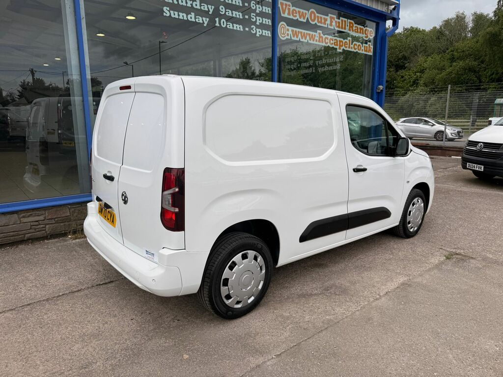 Vauxhall Combo 1.5 Turbo D 2300 Sportive Panel Van Man White #6