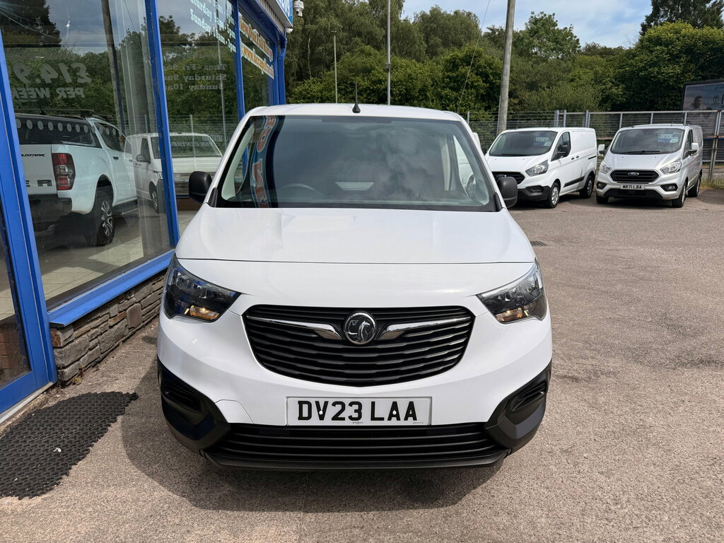 Vauxhall Combo 1.5 Turbo D 2300 Prime Panel Van 6Dr White #2