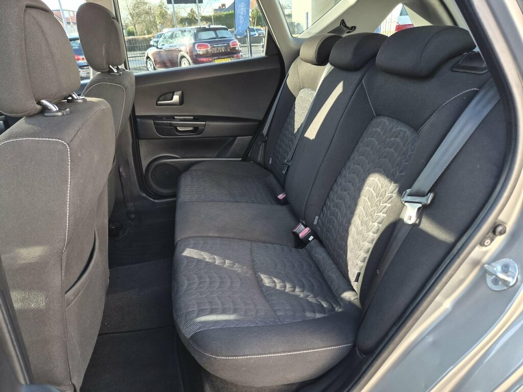 Kia Ceed 1.4 1 89 Bhp White #11