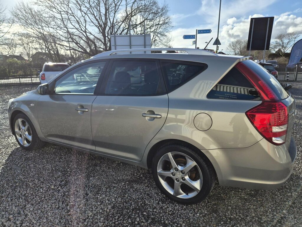 Kia Ceed 1.6 Crdi 3 Sports Wagon Euro 4 Silver #4