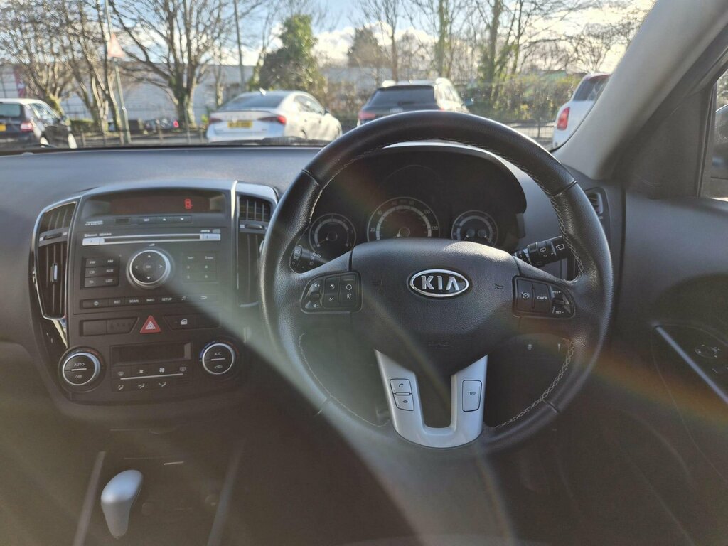 Kia Ceed 1.4 1 89 Bhp White #30